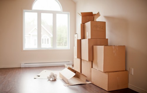Careful labelling and box organisation during a Blackwall relocation