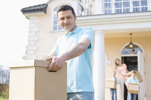Free quote policy for Man With Van Blackwall service