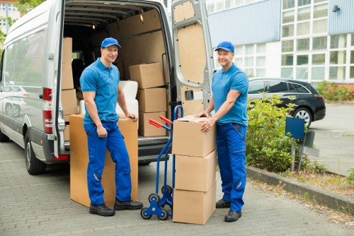 Local removal van handling access and parking challenges in Blackwall
